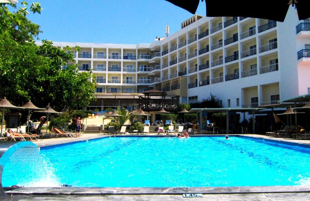 MARINA HOTEL