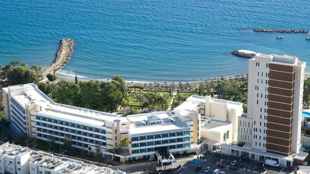 MEDITERRANEAN BEACH