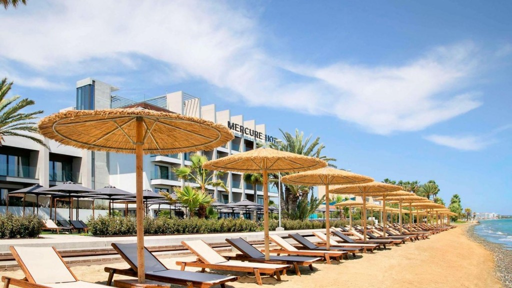 MERCURE BEACH