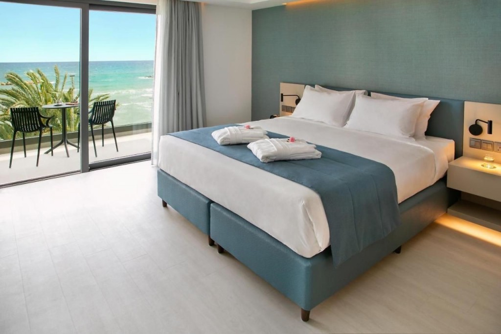 MERCURE BEACH