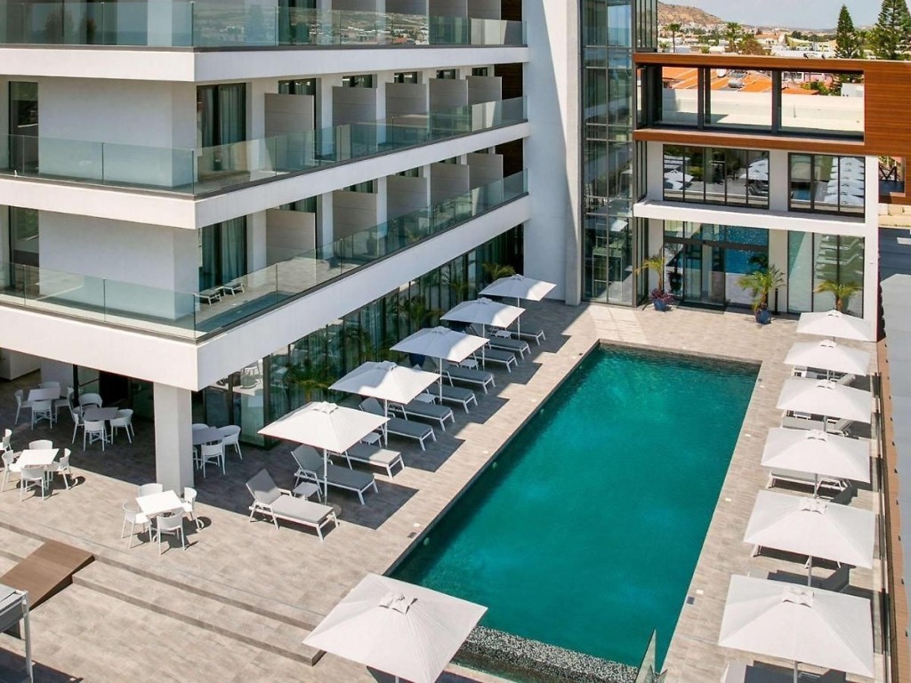 MERCURE BEACH