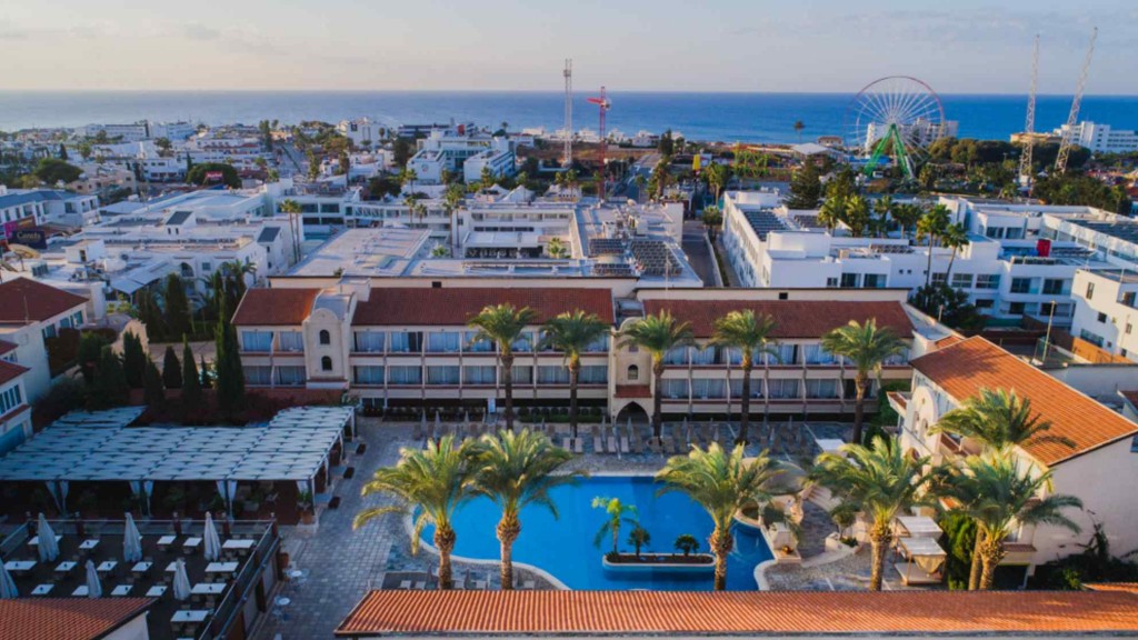 NAPA PLAZA HOTEL
