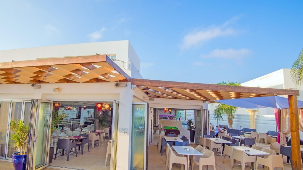 NEW FAMAGUSTA HOTEL AND SUITES