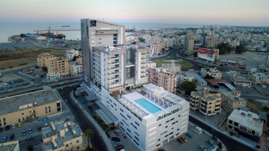RADISSON BLU HOTEL