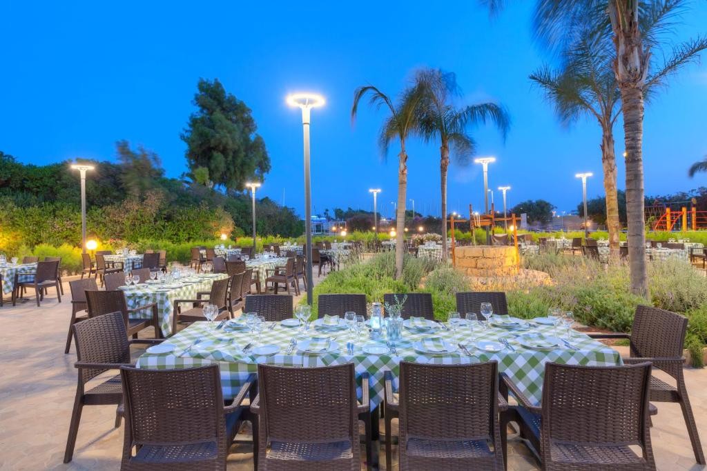 ST RAPHAEL RESORT AND MARINA