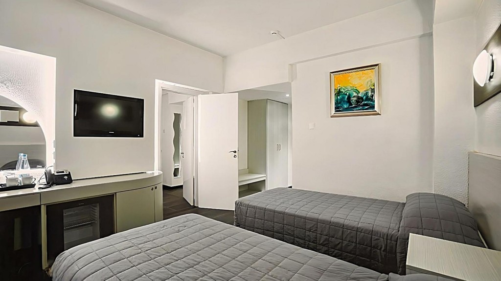 SVELTOS HOTEL