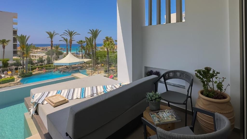 TASIA MARIS BEACH HOTEL