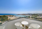 TASIA MARIS SANDS