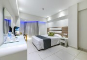 TASIA MARIS SANDS