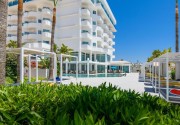 TASIA MARIS SANDS
