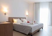 TETYK HOTEL APTS