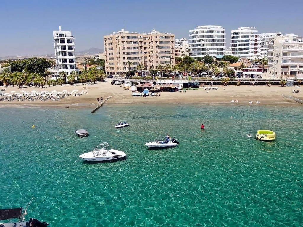 THE CIAO STELIO DELUXE HOTEL