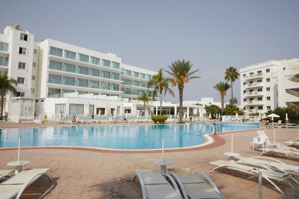 TSOKKOS PROTARAS BEACH HOTEL