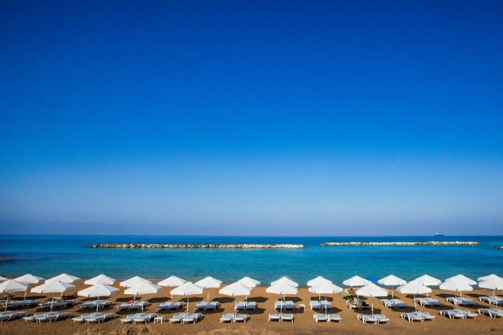 VENUS BEACH HOTEL