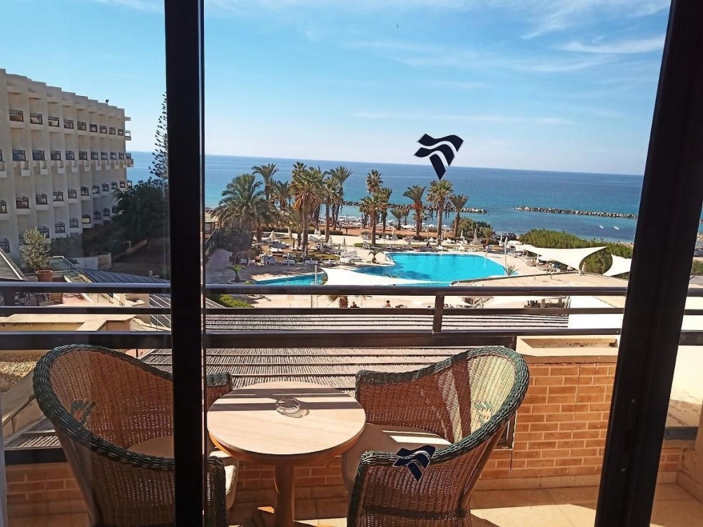 VENUS BEACH HOTEL