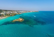 VRISSIANA BEACH HOTEL