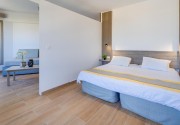 TOXOTIS HOTEL