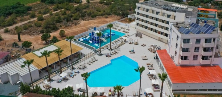 TOXOTIS HOTEL