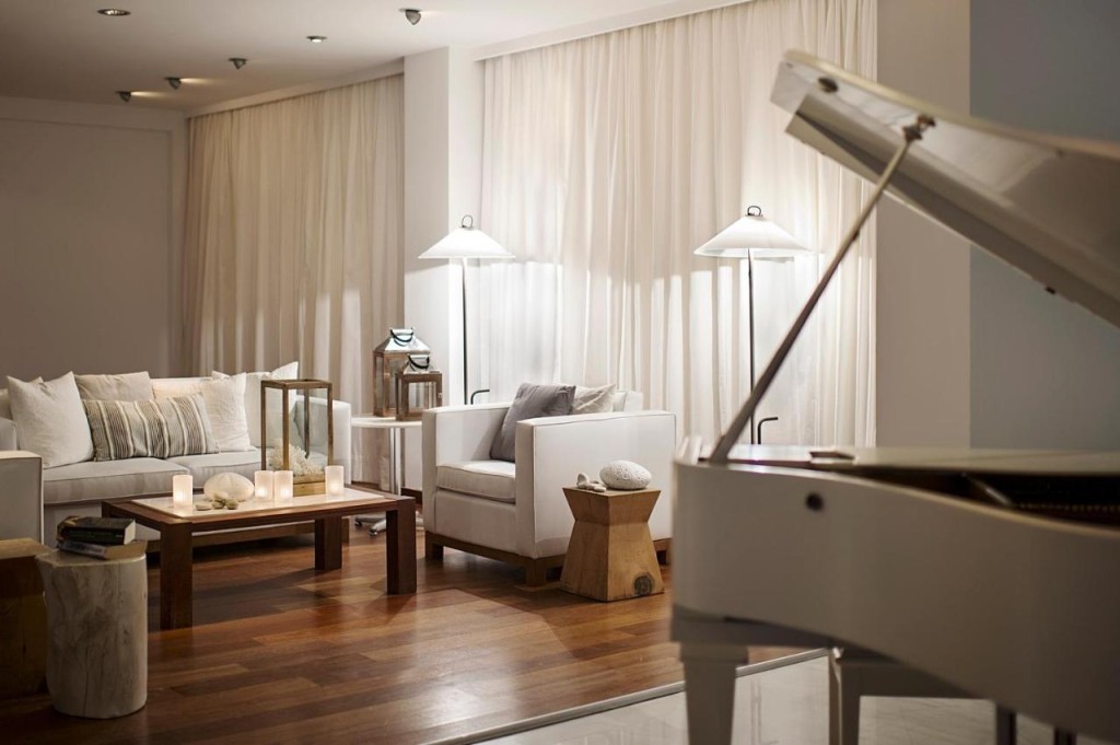 GRECIAN SANDS HOTEL