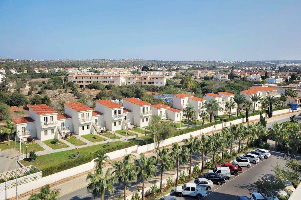 NISSIANA HOTEL AND BUNGALOWS