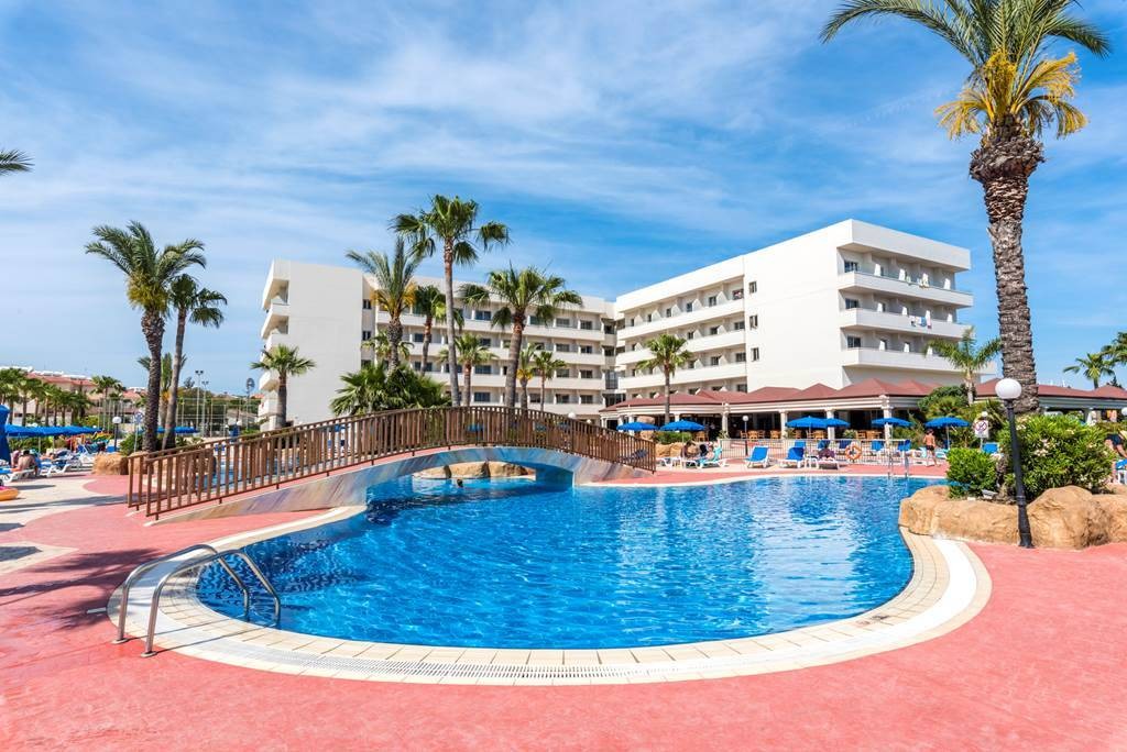 NISSIANA HOTEL AND BUNGALOWS