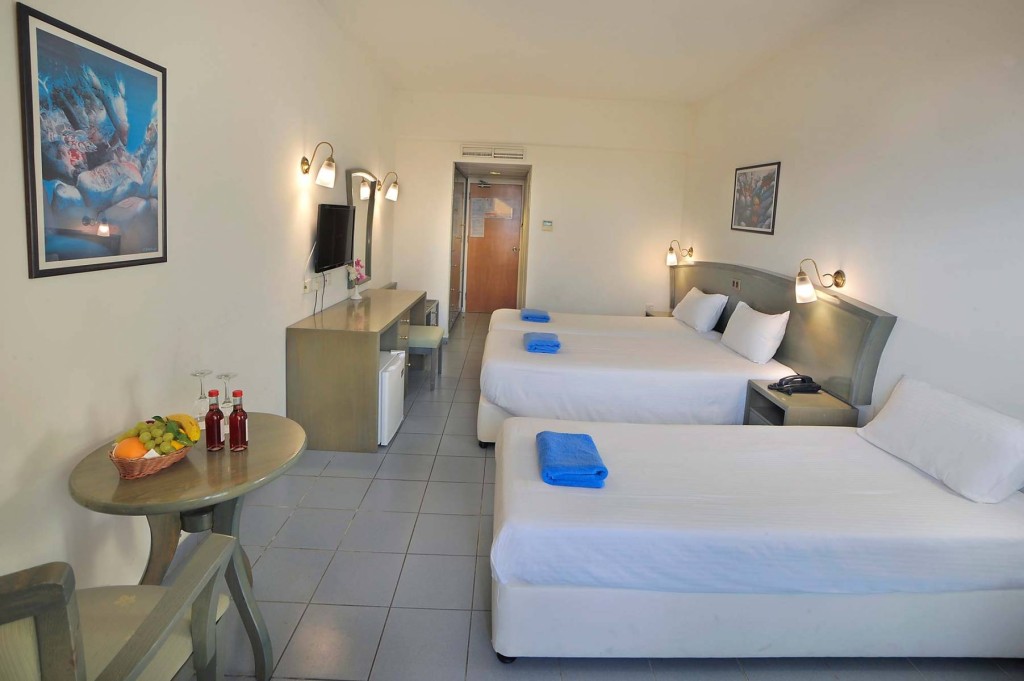 NISSIANA HOTEL AND BUNGALOWS