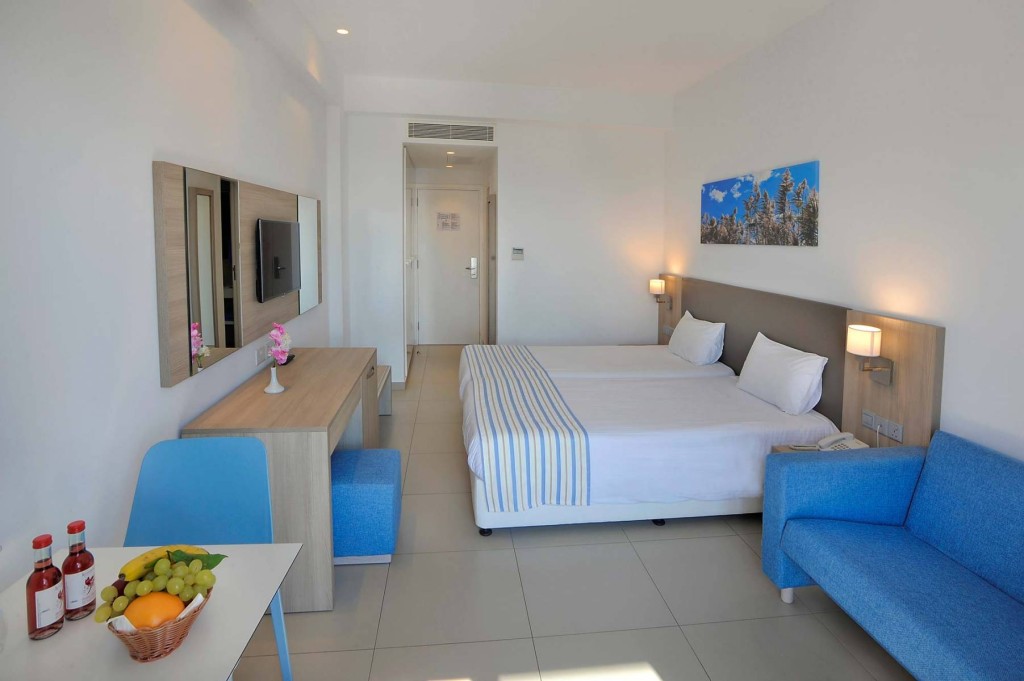 NISSIANA HOTEL AND BUNGALOWS