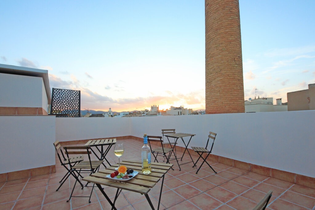 Brick Hotel