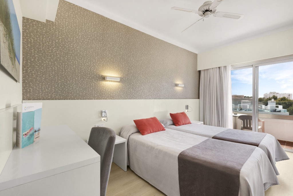 Hotel Metropolitan Playa
