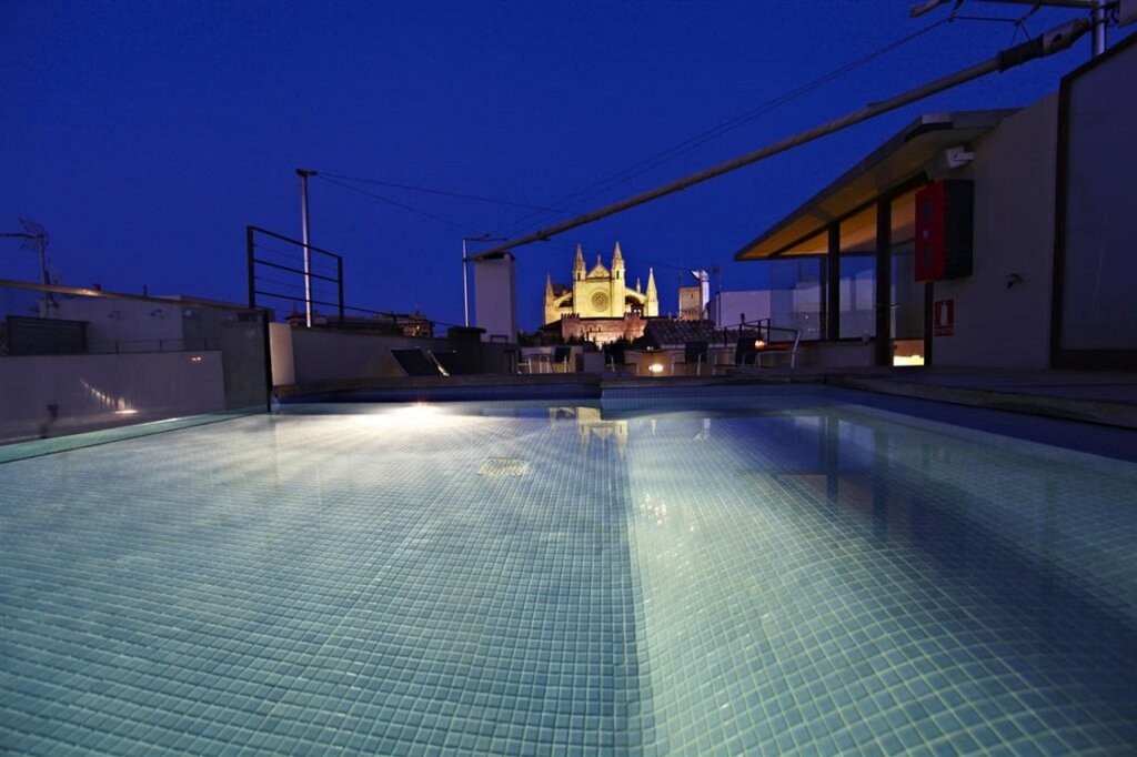 Hotel Tres
