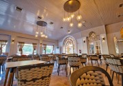 ROSE GARDEN PREMIUM HOTEL