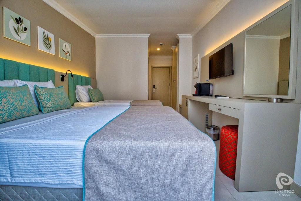 ROSE GARDEN PREMIUM HOTEL