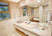 Los Altos Residences by Mint