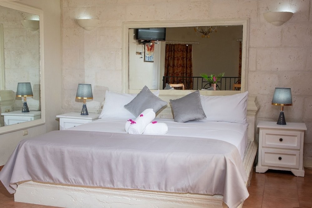 Hotel Castillo Real