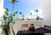 Ducassi Suites Rooftop Pool Beach Club & Spa