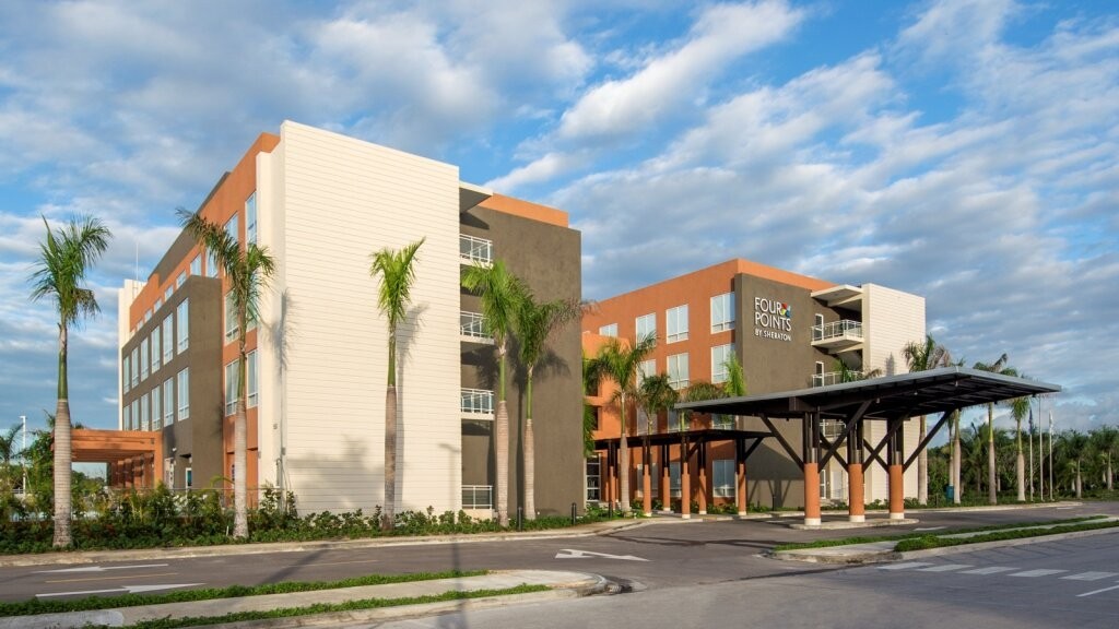 Four Points by Sheraton Puntacana Village