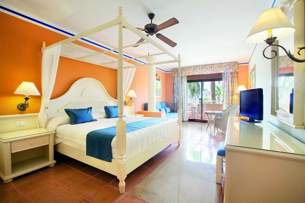Bahia Principe Grand Aquamarine