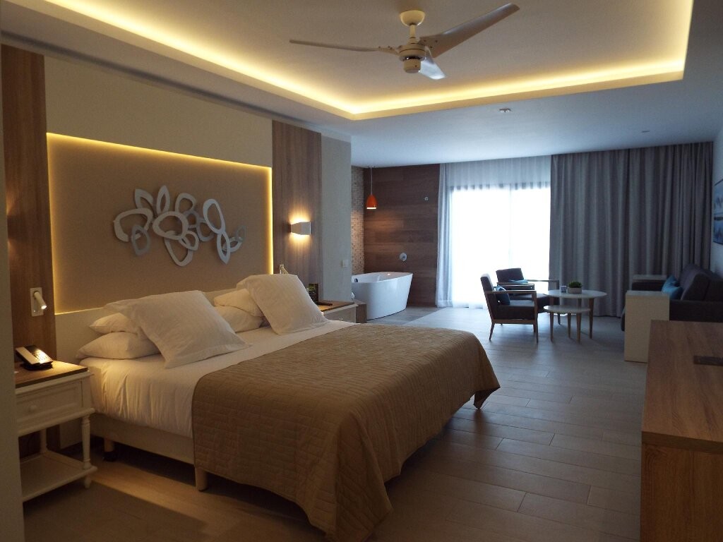 Bahia Principe Luxury Ambar