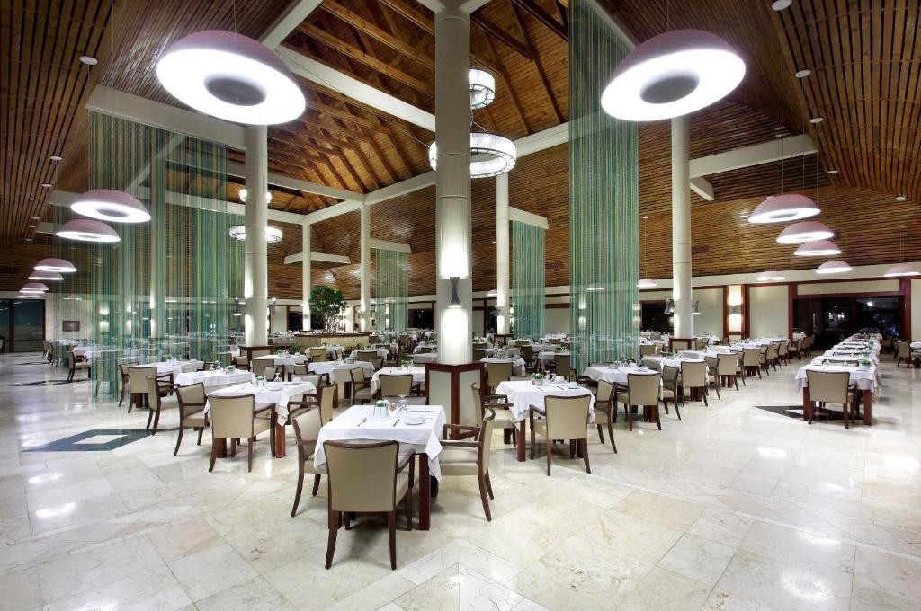 TRS Turquesa Hotel