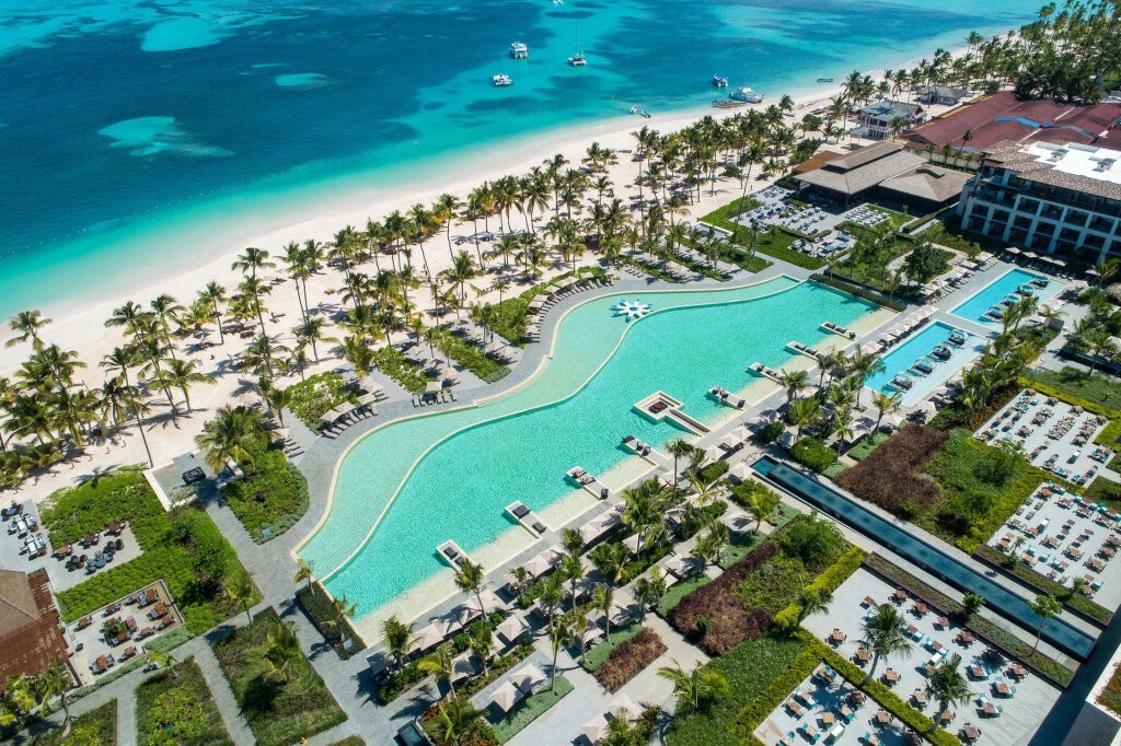 Unique Club at Lopesan Costa Bavaro Resort