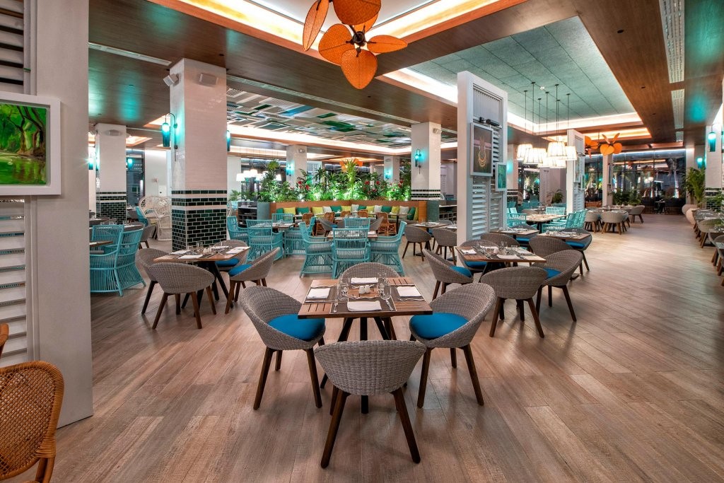 Unique Club at Lopesan Costa Bavaro Resort