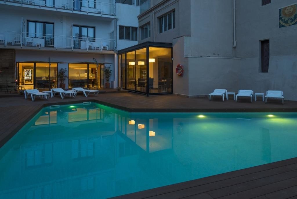 HOTEL LAURIA