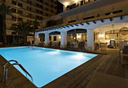 Hotel Trias
