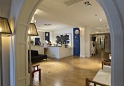 Hotel Trias