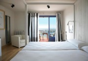 Hotel Trias