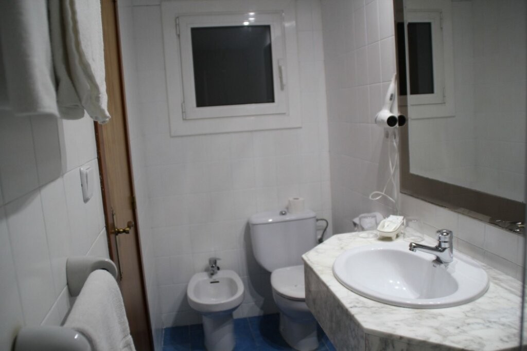 Hotel 153