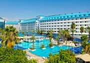 CRYSTAL ADMIRAL RESORT