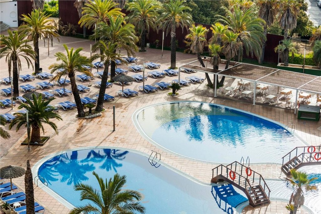 Aparthotel Costa Encantada