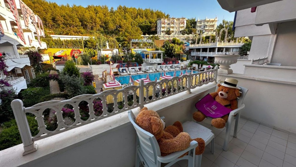 CLUB HOTEL ANJELIQ