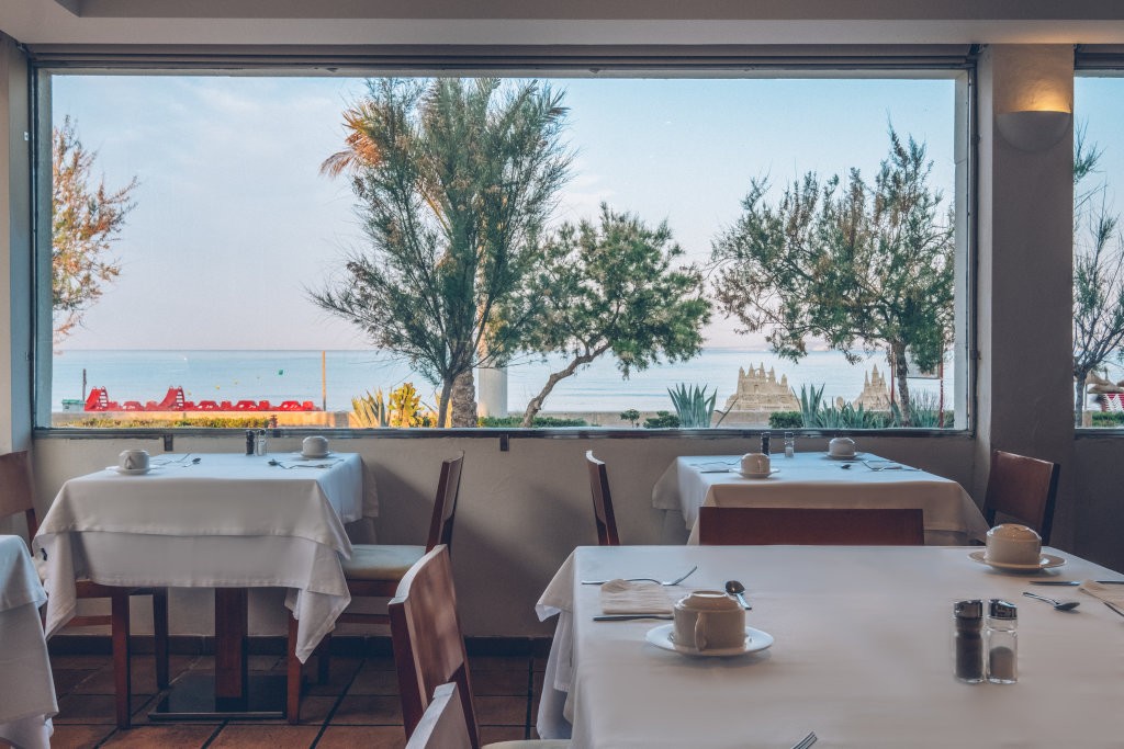 AYA Seahotel
